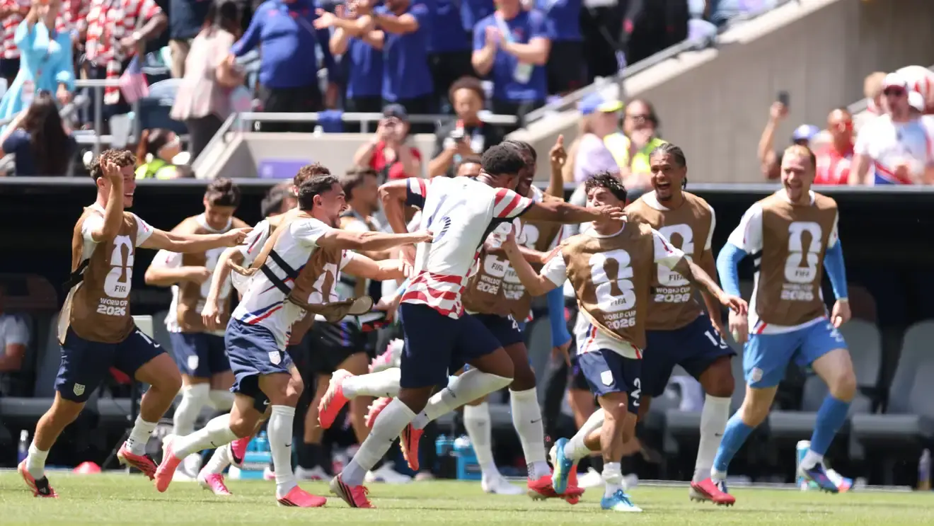 أمريكا تهزم أستراليا 2-0 وتتأهل رسميًا إلى ثمن نهائي مونديال 2026