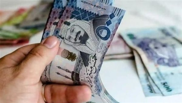 سعر الريال السعودي يتراجع أمام الجنيه اليوم الخميس داخل البنوك المصرية الرسمية
